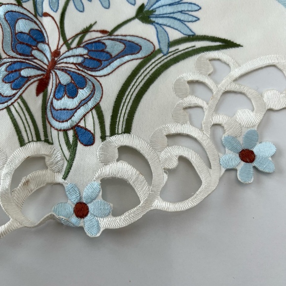 2 Window Valances Embroidered Blue Floral Butterfly - Picture 3 of 8